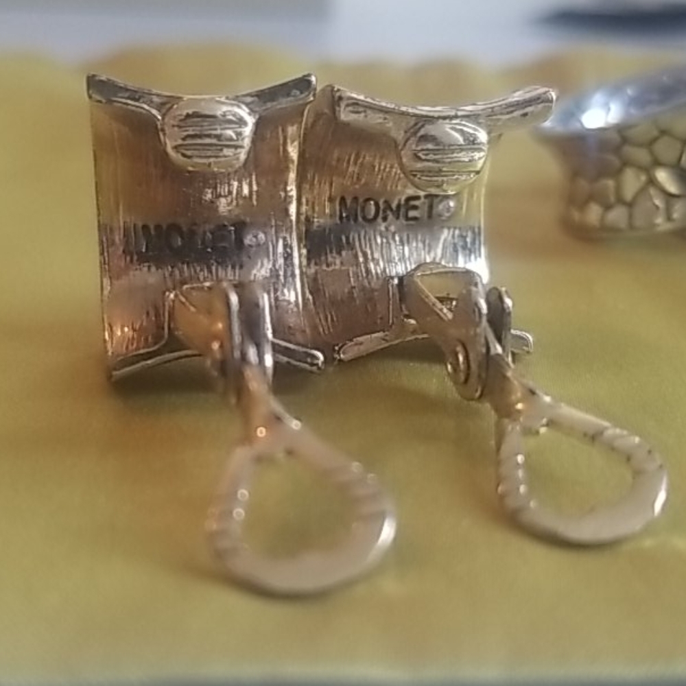 Earring bundle - Picture 4 of 4